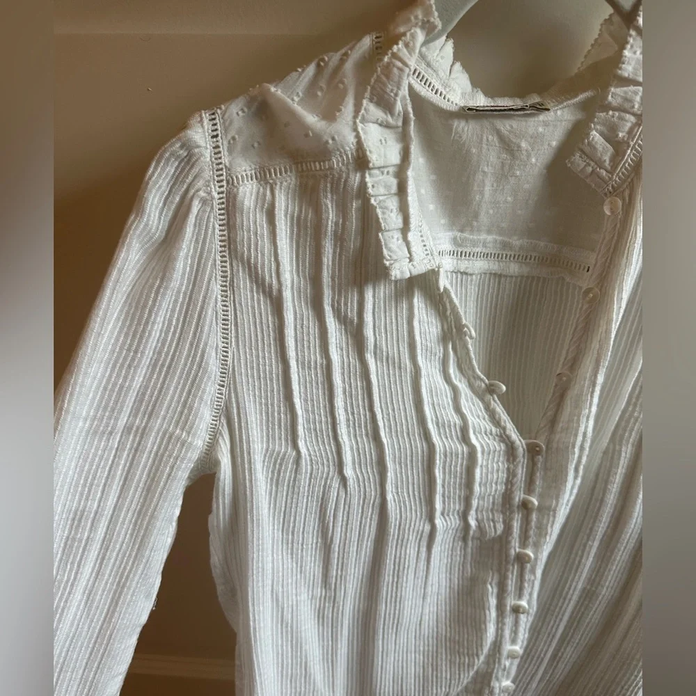 Faherty White Ruffled Button-Front Blouse - Picture 3 of 6